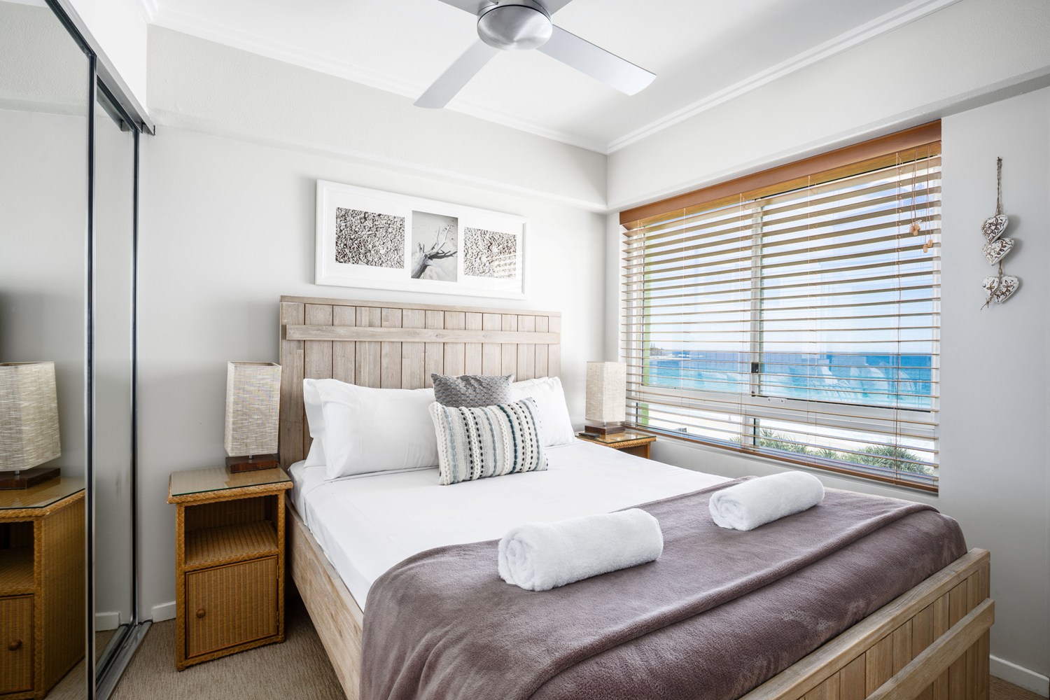 Rolling Surf Resort, 3 Bedroom Oceanfront Rooftop Superior